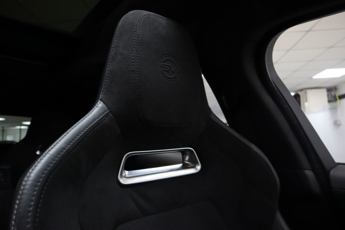 2025 Jaguar F-pace