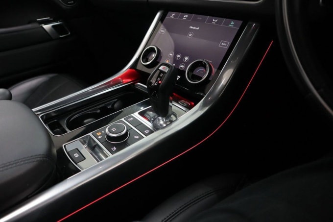 2020 Land Rover Range Rover Sport