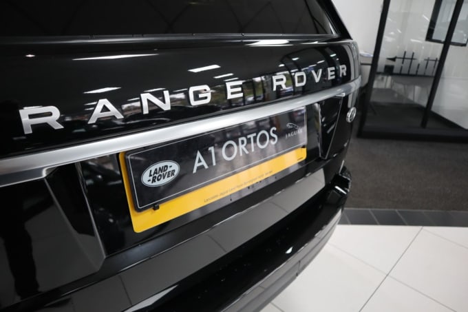 2025 Land Rover Range Rover