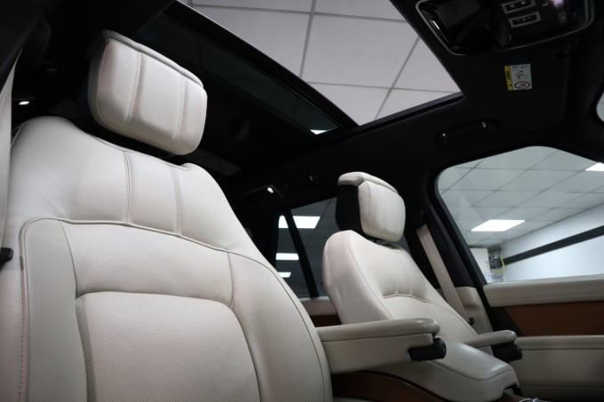 2025 Land Rover Range Rover