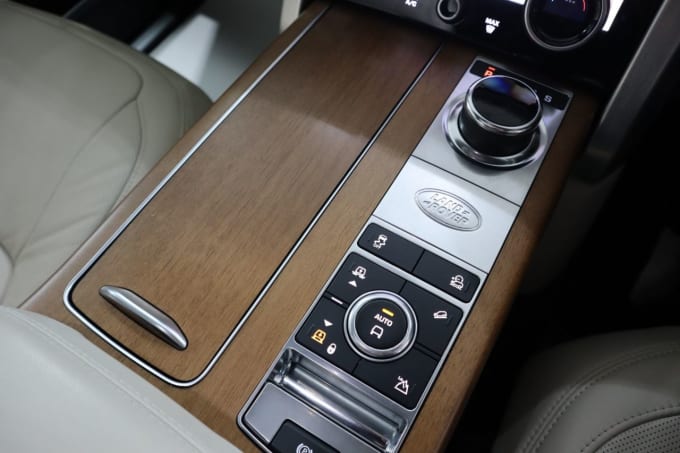 2025 Land Rover Range Rover
