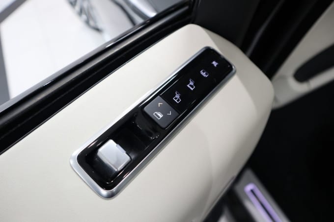 2025 Land Rover Range Rover