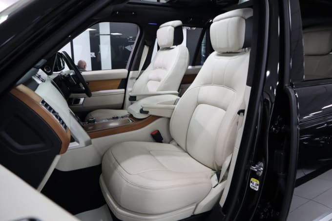 2025 Land Rover Range Rover