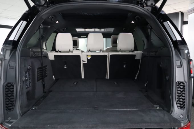 2025 Land Rover Discovery