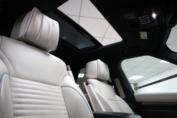 2025 Land Rover Discovery