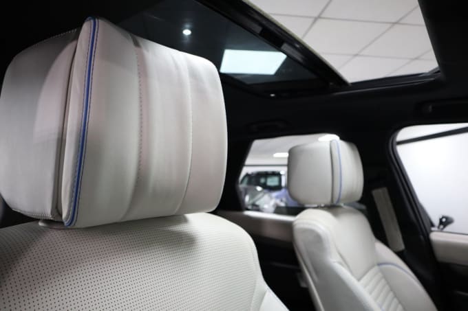 2025 Land Rover Discovery