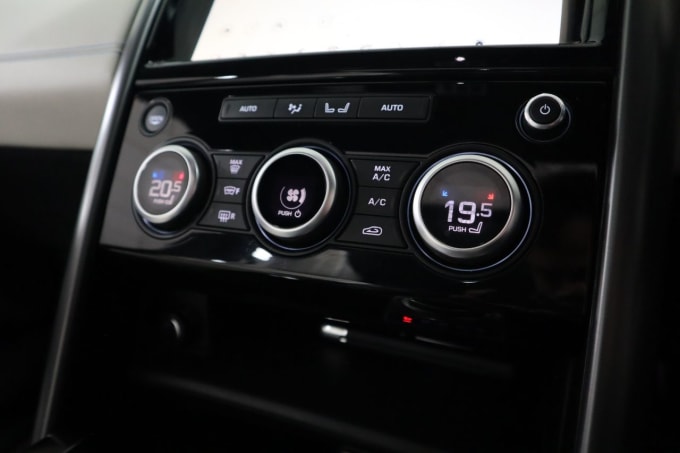 2025 Land Rover Discovery