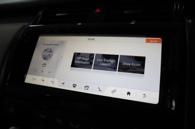 2025 Land Rover Discovery