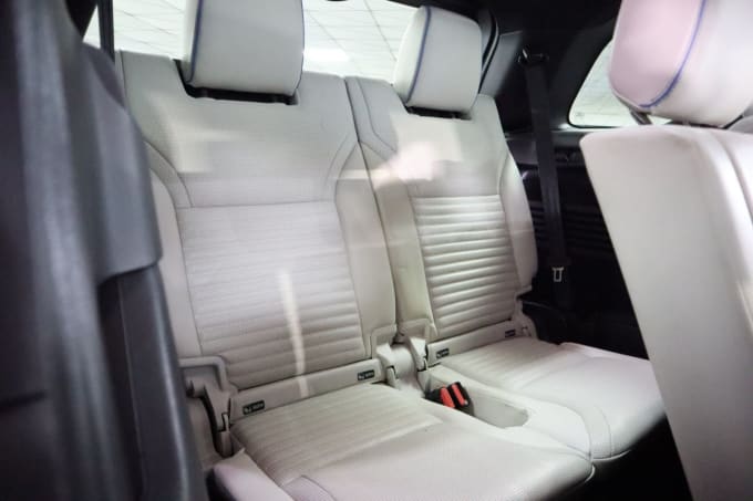 2025 Land Rover Discovery