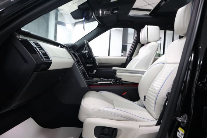 2025 Land Rover Discovery