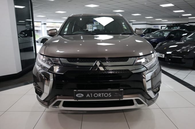 2025 Mitsubishi Outlander