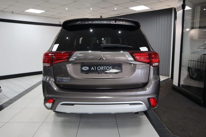 2025 Mitsubishi Outlander