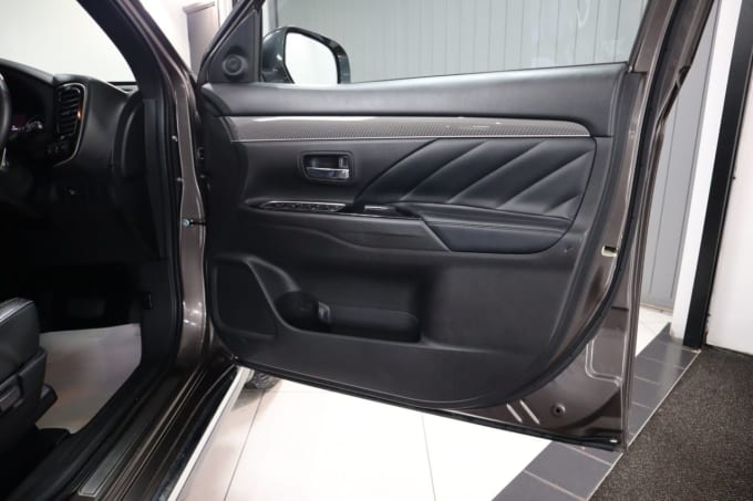 2025 Mitsubishi Outlander