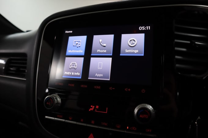 2025 Mitsubishi Outlander
