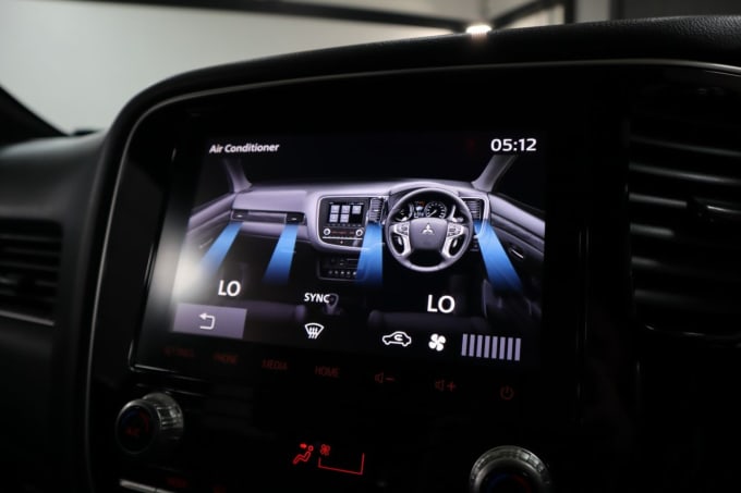 2025 Mitsubishi Outlander