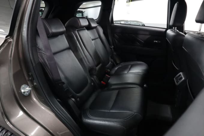 2025 Mitsubishi Outlander