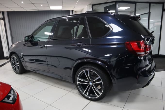 2025 BMW X5 M