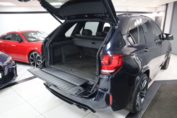 2025 BMW X5 M