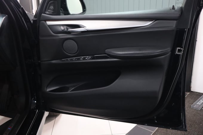 2025 BMW X5 M