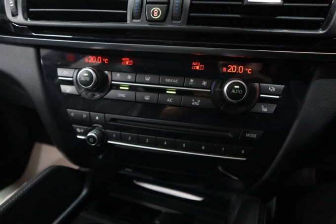 2025 BMW X5 M