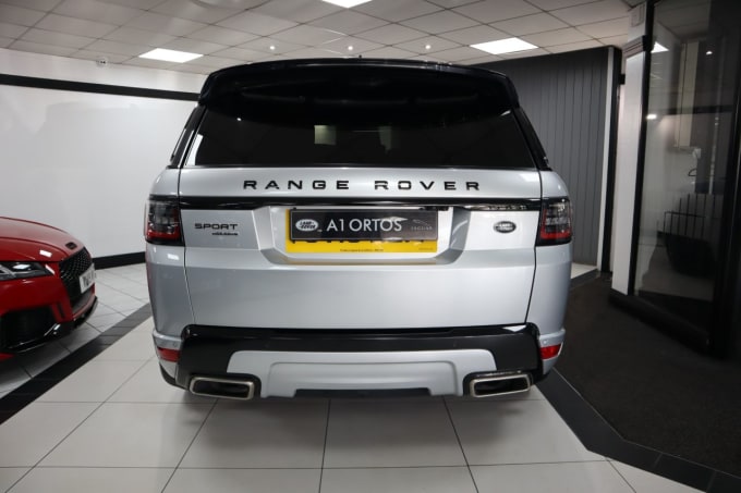 2025 Land Rover Range Rover Sport