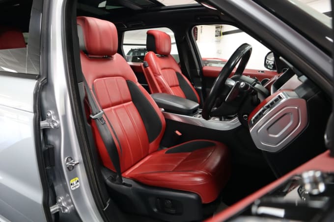 2025 Land Rover Range Rover Sport