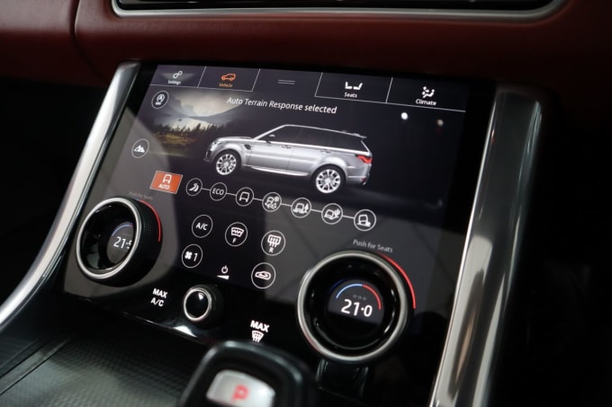 2025 Land Rover Range Rover Sport