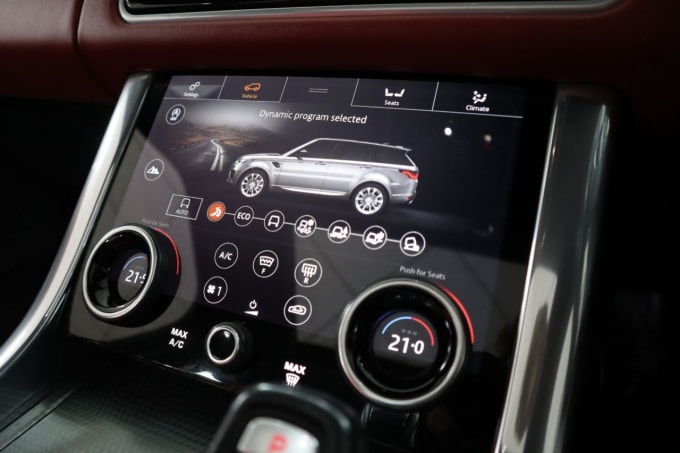 2025 Land Rover Range Rover Sport
