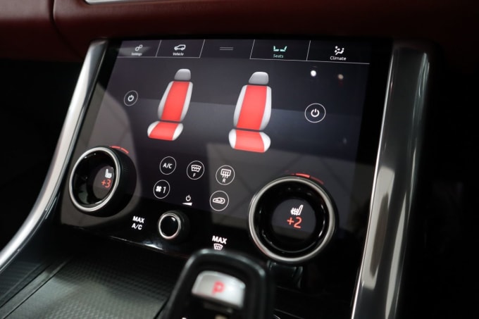 2025 Land Rover Range Rover Sport