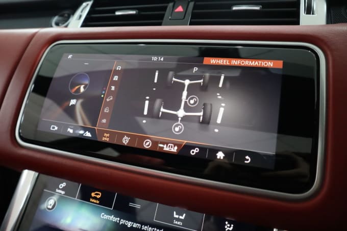 2025 Land Rover Range Rover Sport