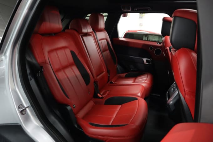 2025 Land Rover Range Rover Sport