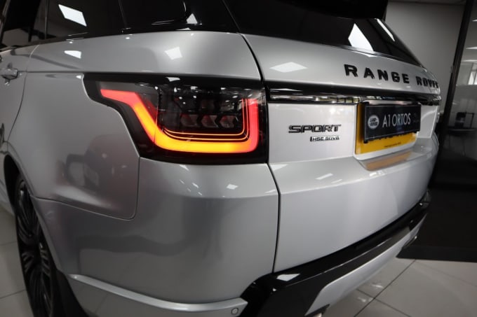 2025 Land Rover Range Rover Sport