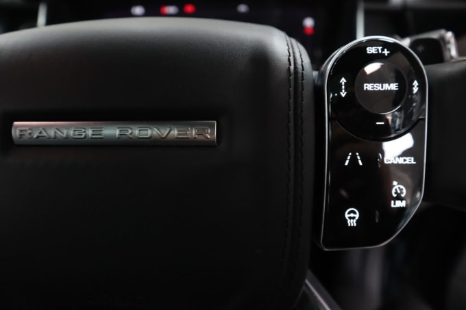 2025 Land Rover Range Rover