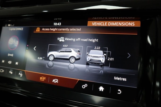 2025 Land Rover Discovery