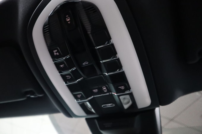 2019 Porsche Macan