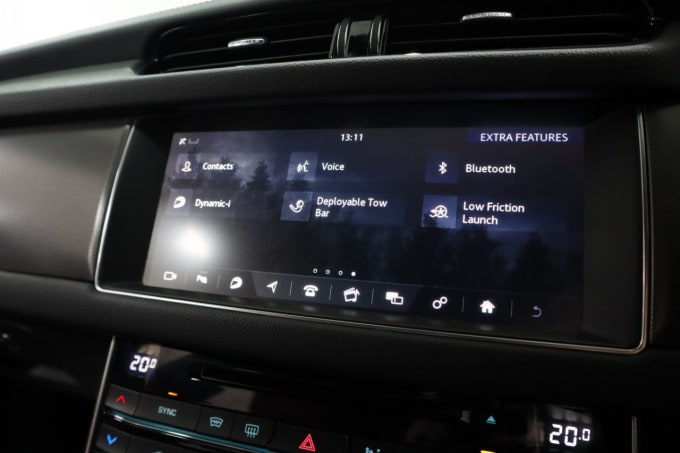 2017 Jaguar Xf