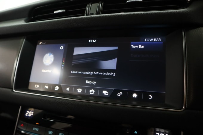 2017 Jaguar Xf