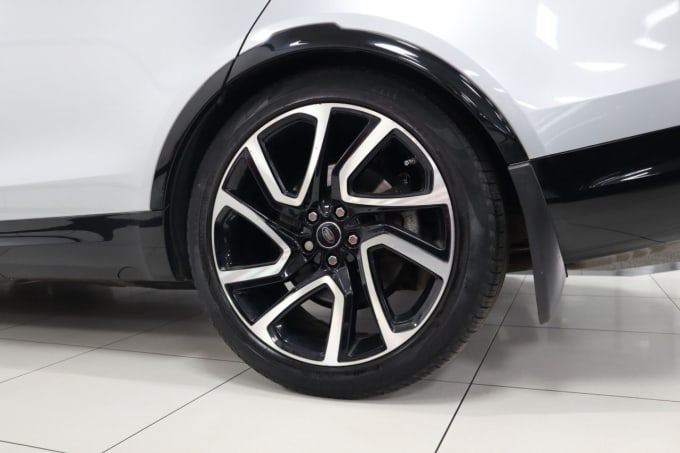 2025 Land Rover Discovery
