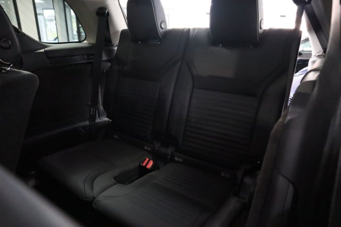 2025 Land Rover Discovery