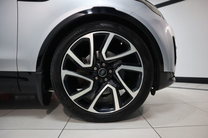 2025 Land Rover Discovery