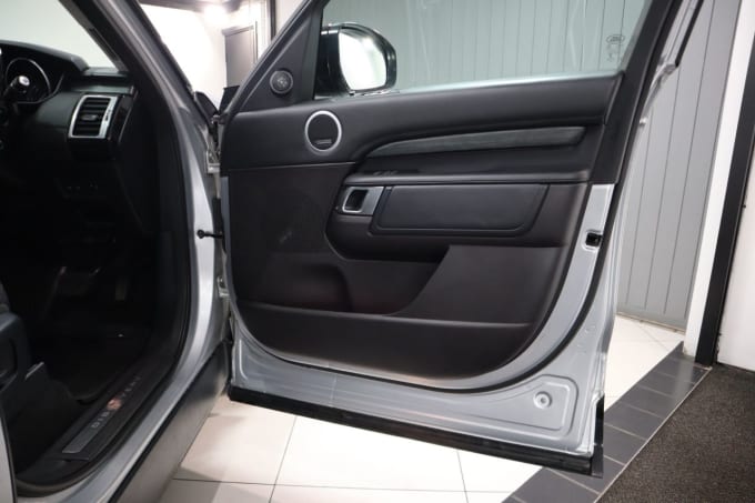 2025 Land Rover Discovery