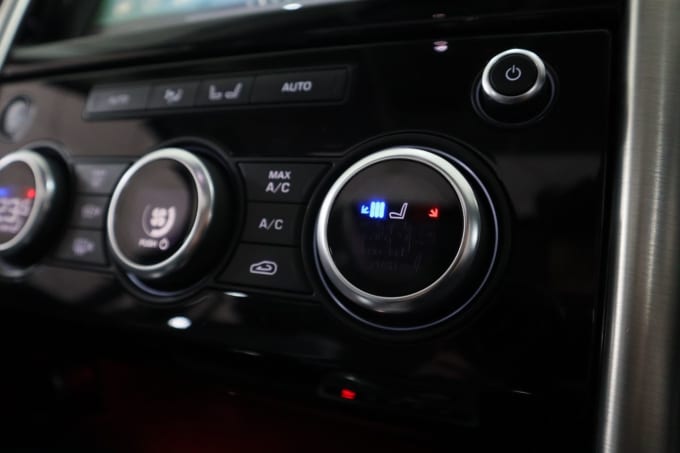2025 Land Rover Discovery