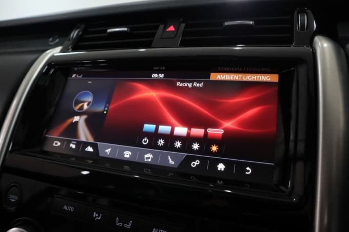 2025 Land Rover Discovery