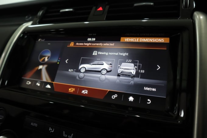 2025 Land Rover Discovery