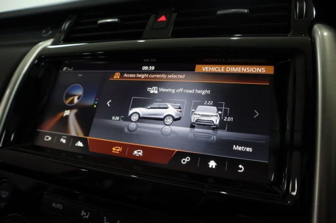 2025 Land Rover Discovery