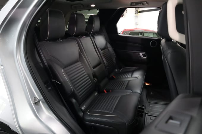 2025 Land Rover Discovery
