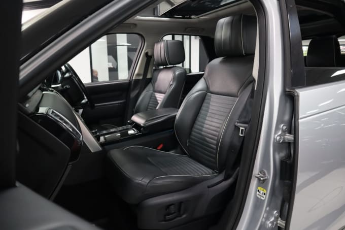 2025 Land Rover Discovery