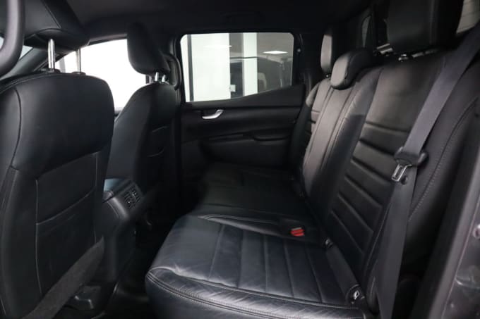 2025 Mercedes-benz X-class