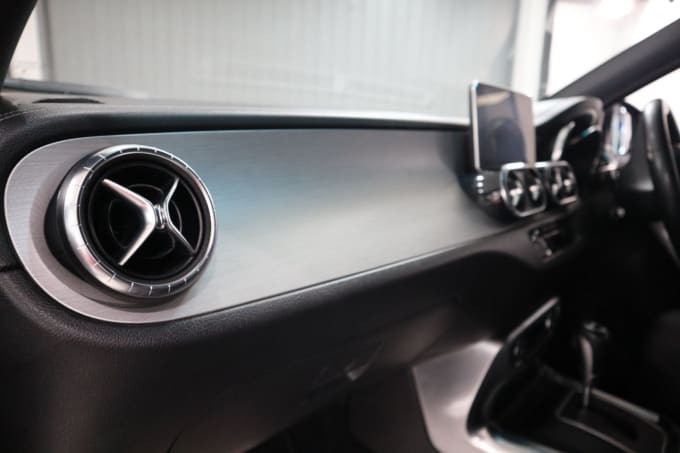 2025 Mercedes-benz X-class