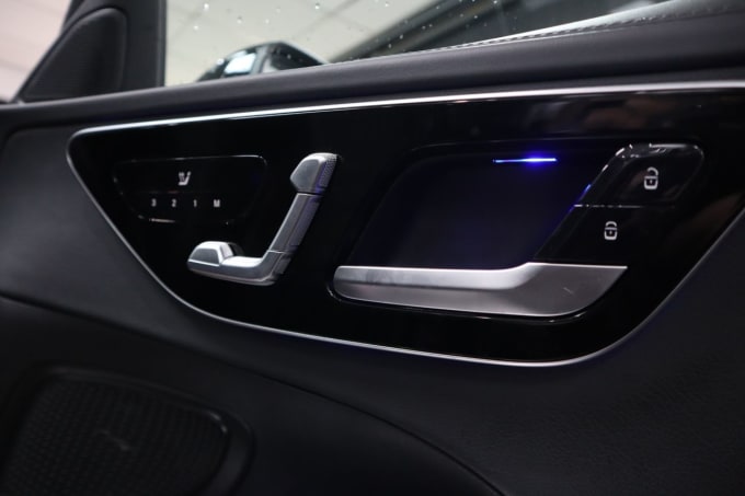 2025 Mercedes-benz C-class